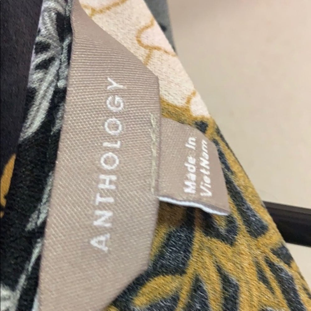 Anthology Size 12 Flutter Asymmetrical Floral Top - image 4